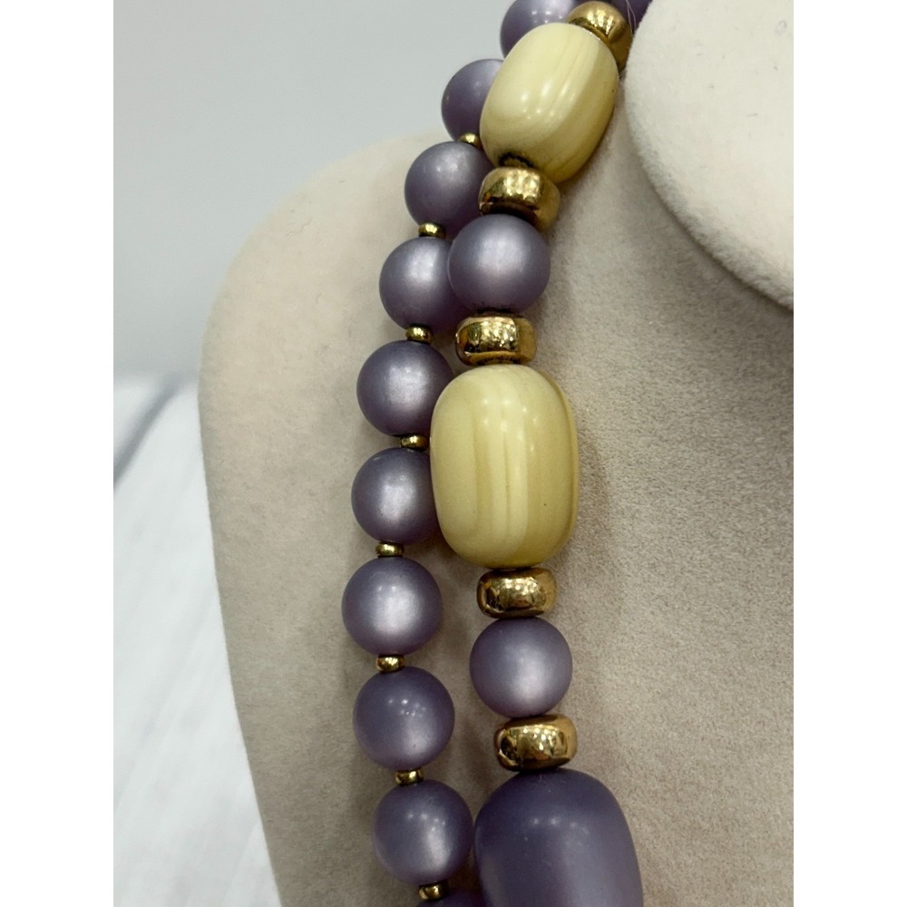 Vtg Napier Purple Cream Frosted Glass Beaded‎ Gold Tone Statement Necklace 28" - Picture 4 of 6